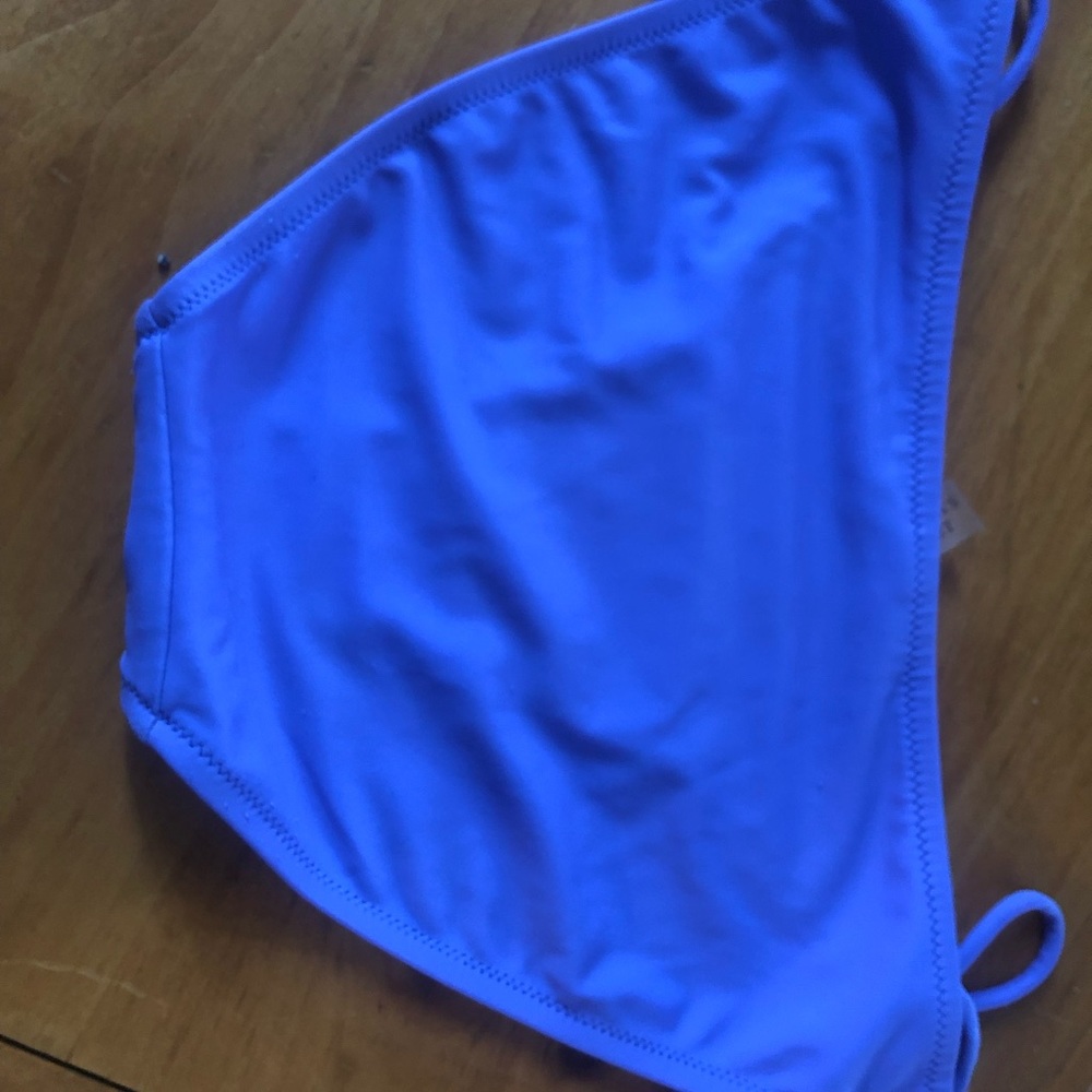 Bikini set - Picture 3 of 5